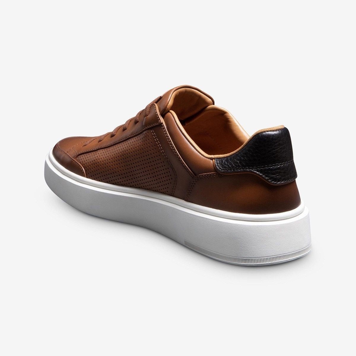 Oliver Slip-on Stretch-lace Sneaker - Luggage Tan Leather