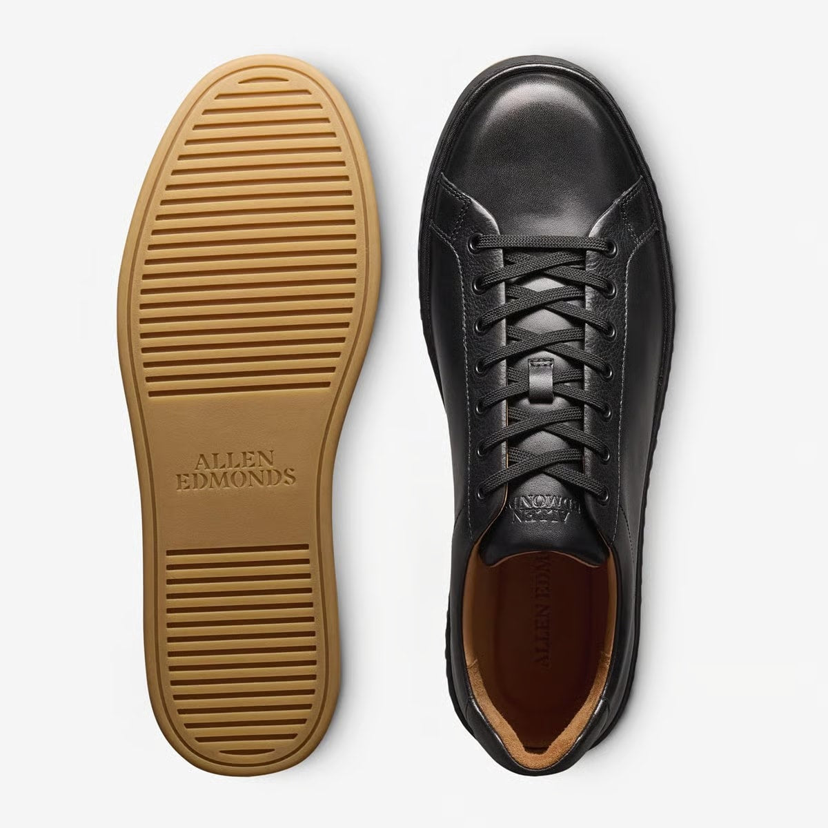 Barnes Lace-up Sneaker